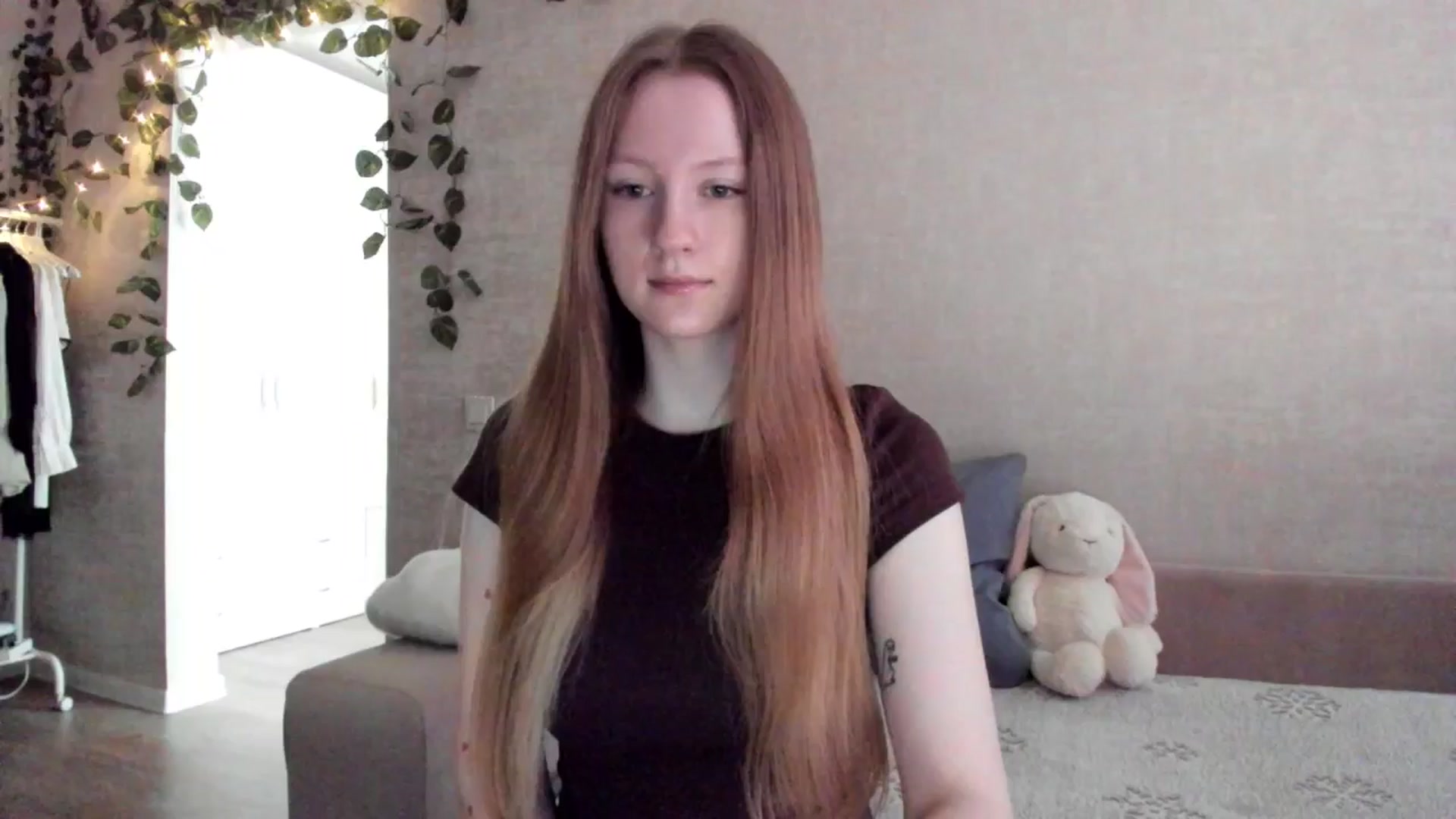 Gallery image thumbnail from girlyAlicey's myfreecams stream on, 02/24/2025, 04:02 image 1 of 20
