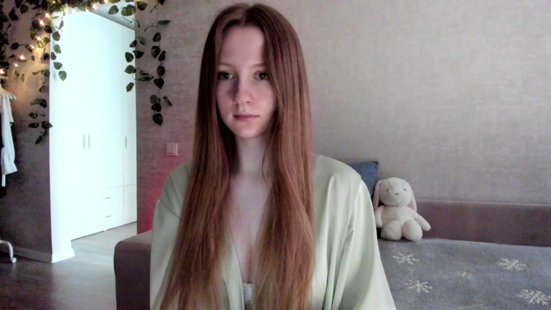 Gallery image thumbnail from girlyAlicey's myfreecams stream on, 02/25/2025, 04:09 image 14 of 20