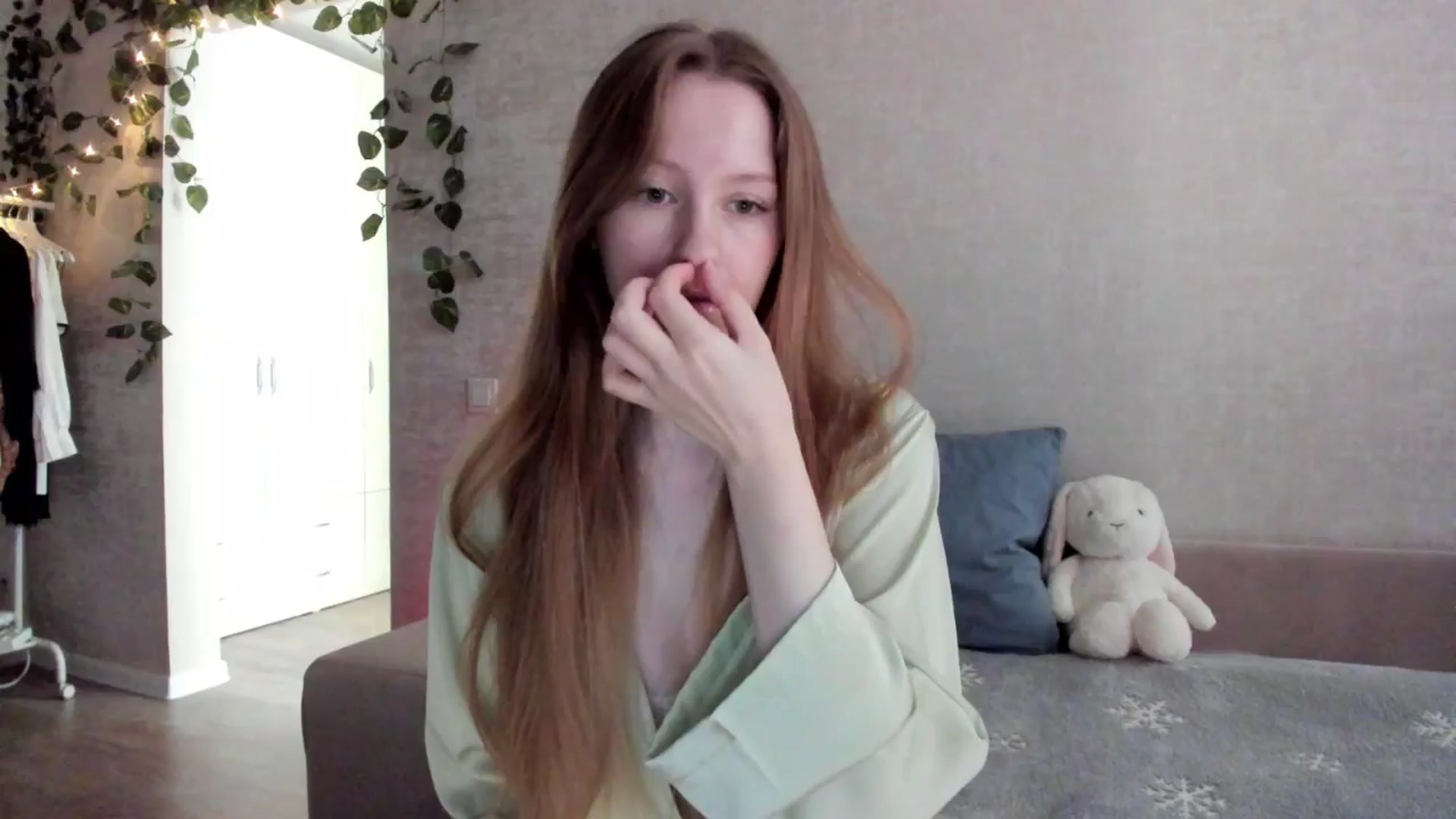Gallery image thumbnail from girlyAlicey's myfreecams stream on, 02/25/2025, 04:09 image 1 of 20