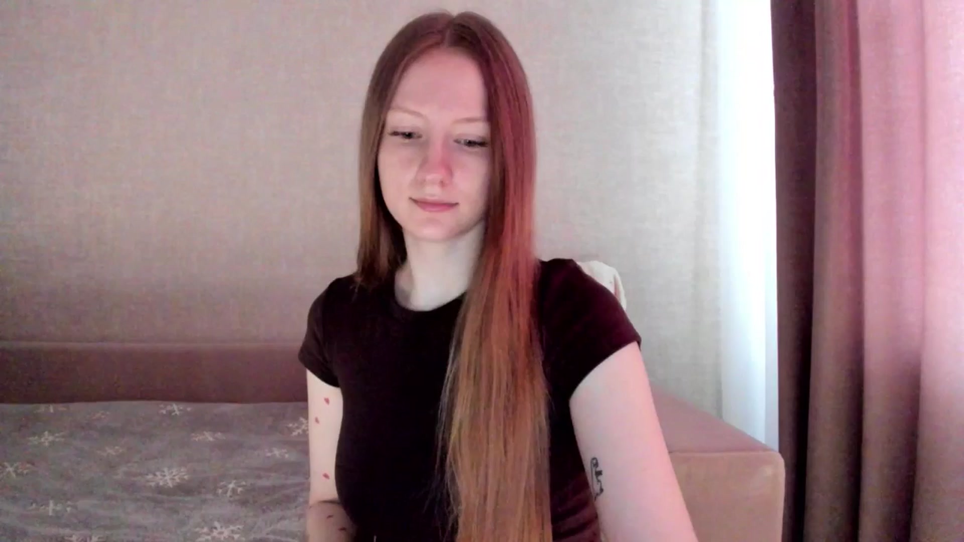 Gallery image thumbnail from girlyAlicey's myfreecams stream on, 03/10/2025, 03:25 image 6 of 20
