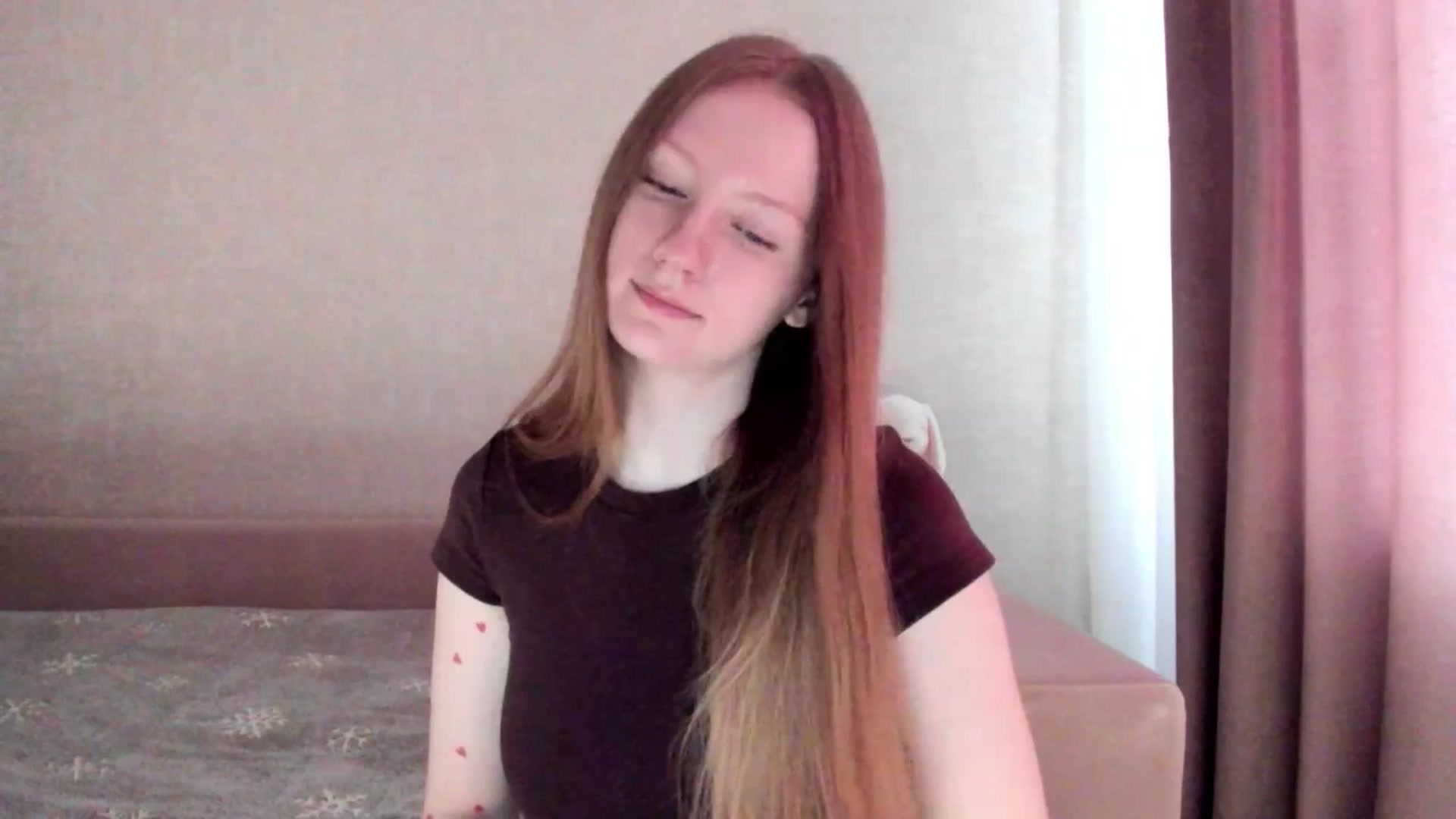 Gallery image thumbnail from girlyAlicey's myfreecams stream on, 03/10/2025, 03:25 image 15 of 20