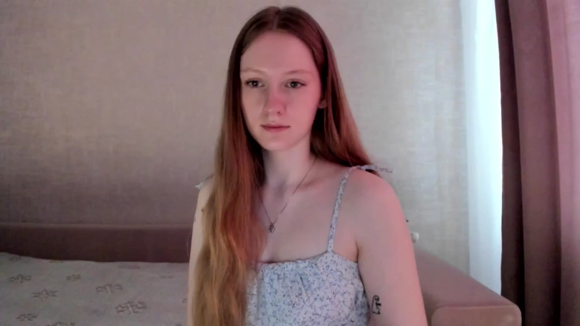 Gallery image thumbnail from girlyAlicey's myfreecams stream on, 03/19/2025, 04:10 image 4 of 20