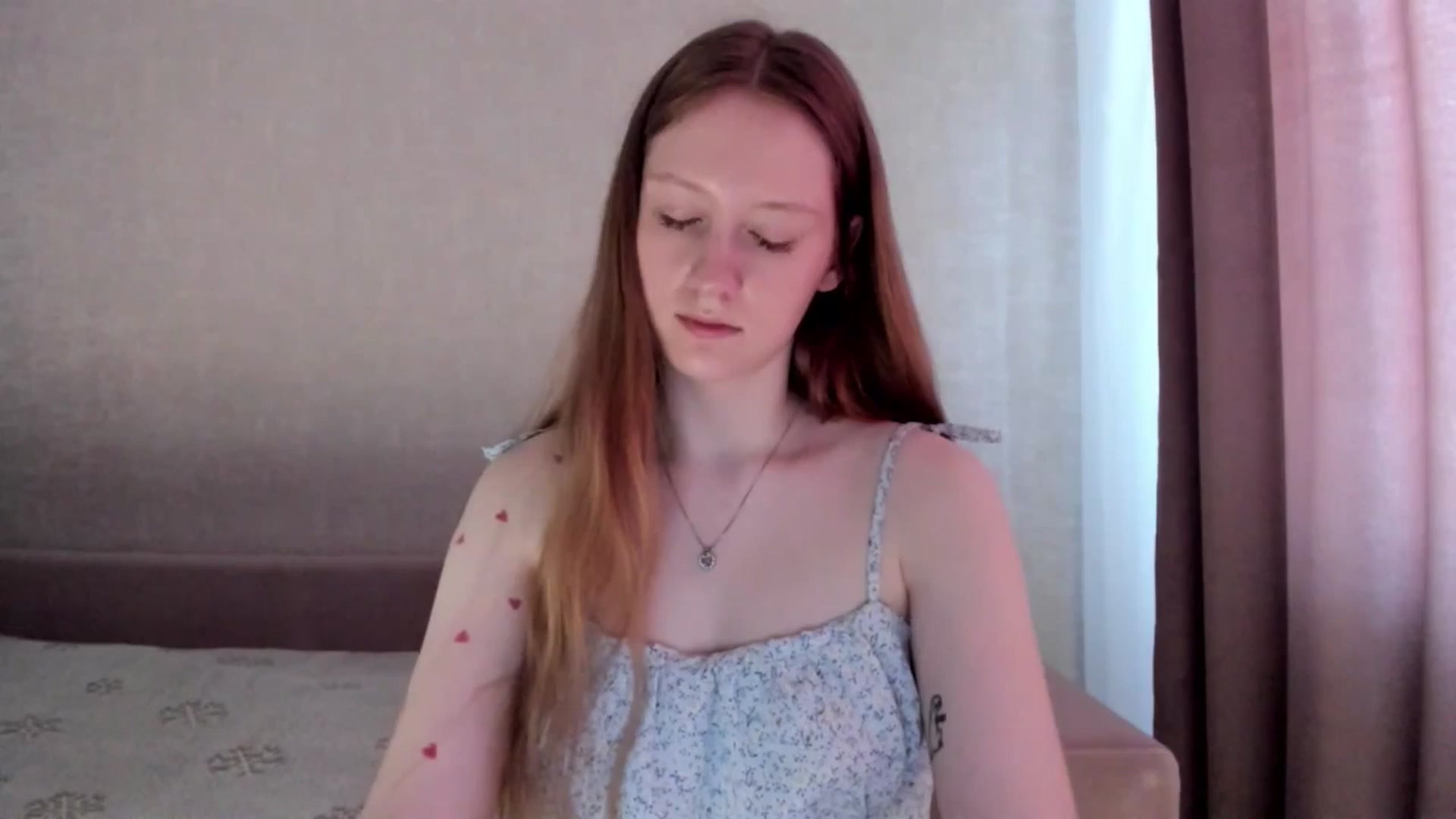 Gallery image thumbnail from girlyAlicey's myfreecams stream on, 03/19/2025, 05:05 image 12 of 20