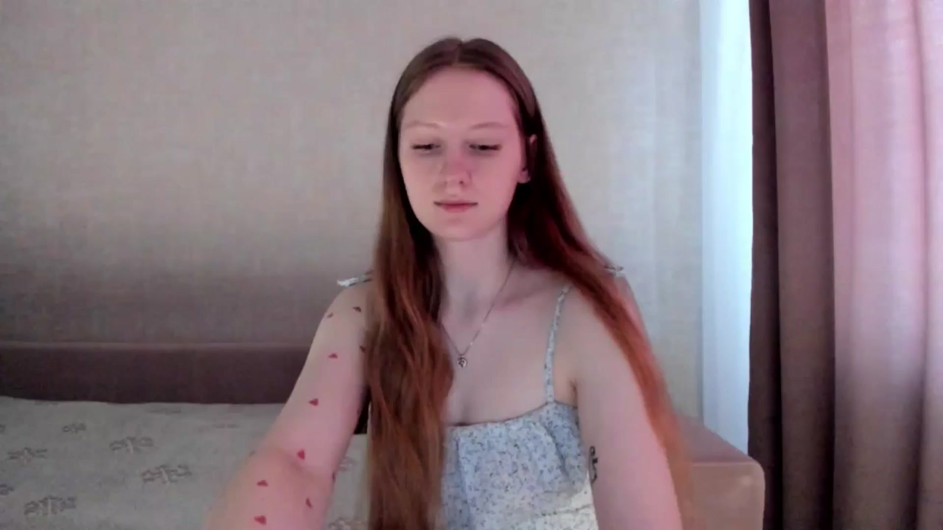 Gallery image thumbnail from girlyAlicey's myfreecams stream on, 03/19/2025, 05:05 image 8 of 20