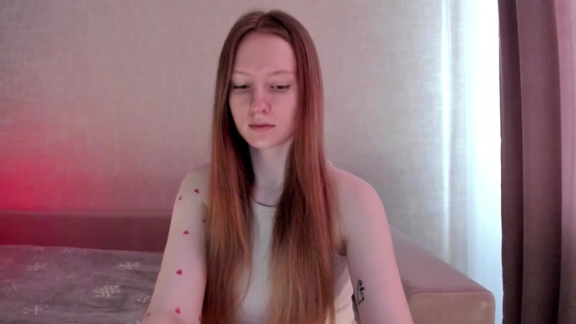 Gallery image thumbnail from girlyAlicey's myfreecams stream on, 03/20/2025, 04:05 image 9 of 20