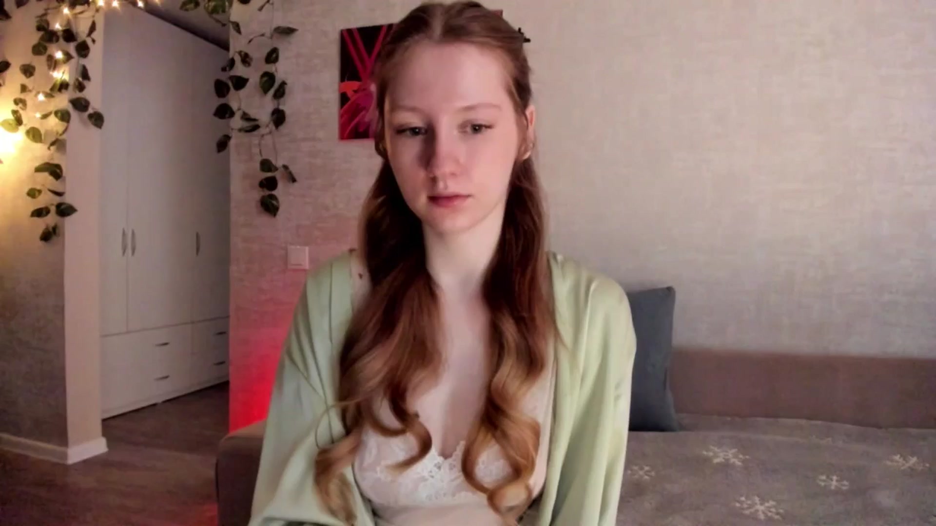 Gallery image thumbnail from girlyAlicey's myfreecams stream on, 03/24/2025, 04:50 image 1 of 20