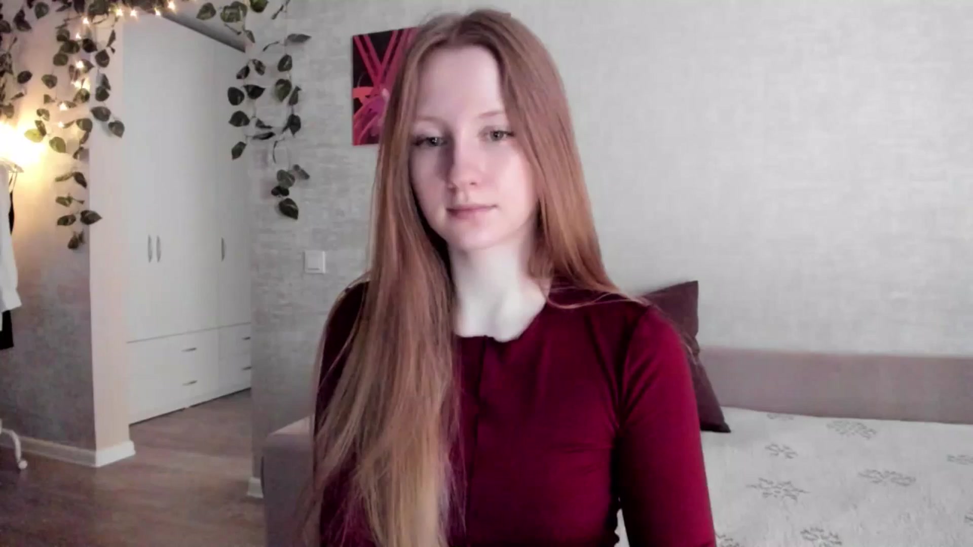 Gallery image thumbnail from girlyAlicey's myfreecams stream on, 03/28/2025, 04:08 image 19 of 20