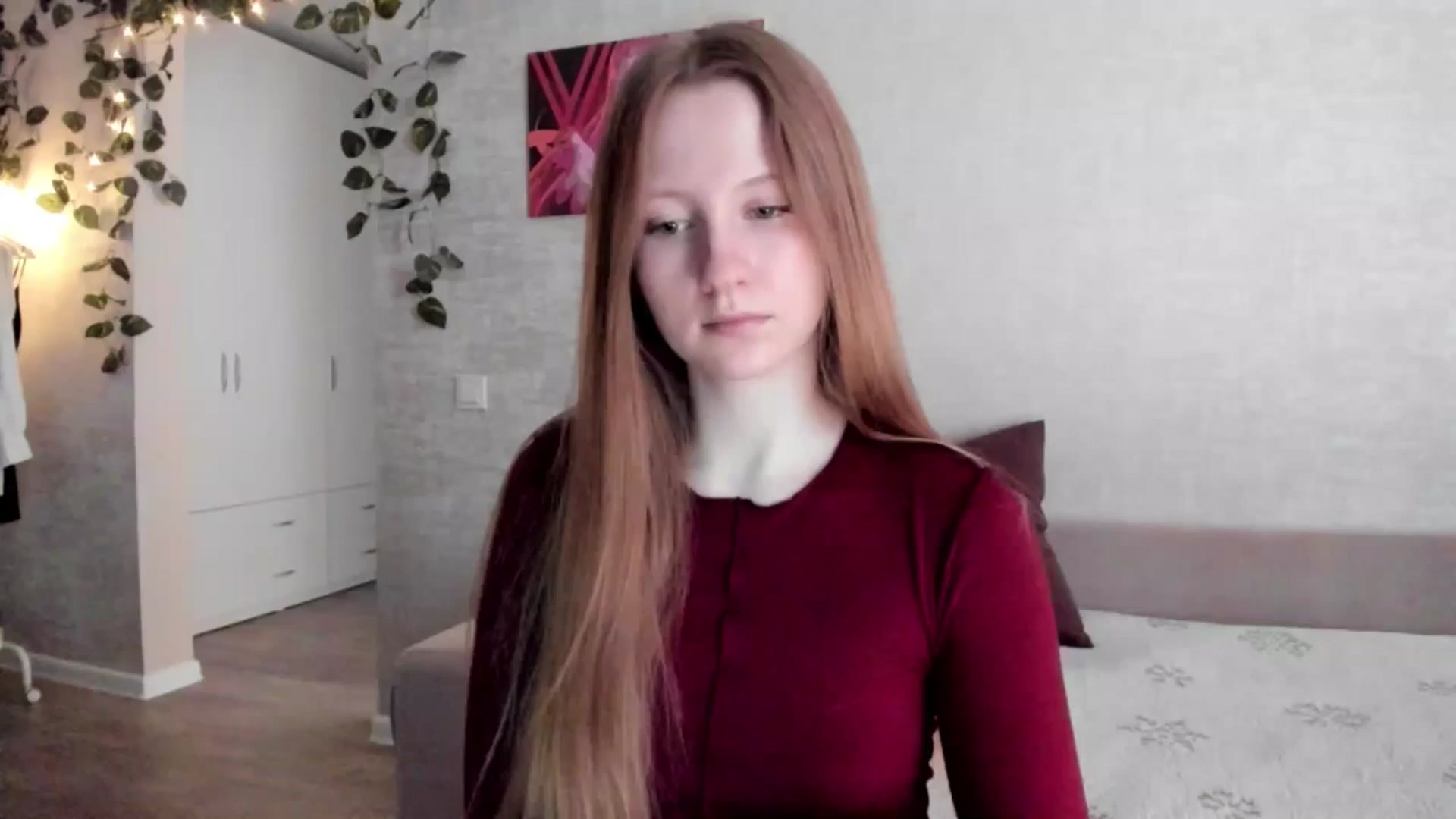 Gallery image thumbnail from girlyAlicey's myfreecams stream on, 03/28/2025, 04:08 image 17 of 20