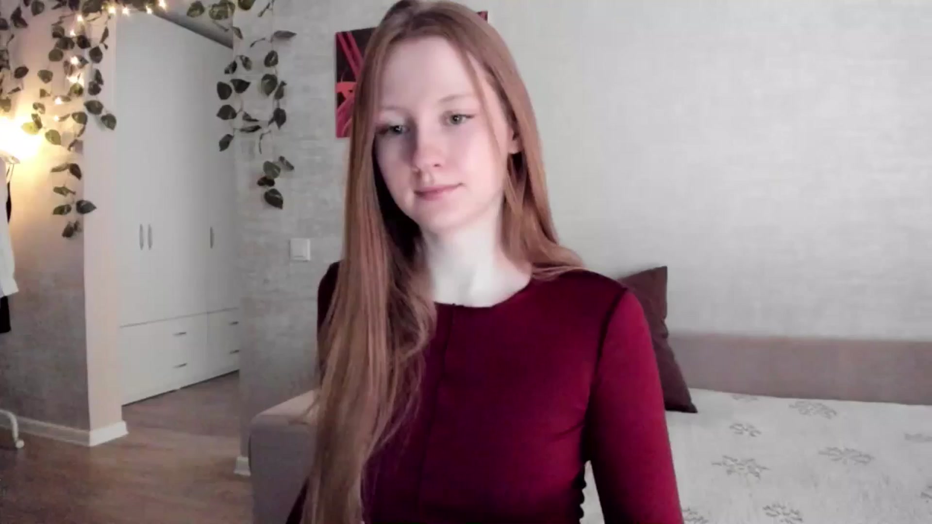 Gallery image thumbnail from girlyAlicey's myfreecams stream on, 03/28/2025, 04:08 image 8 of 20