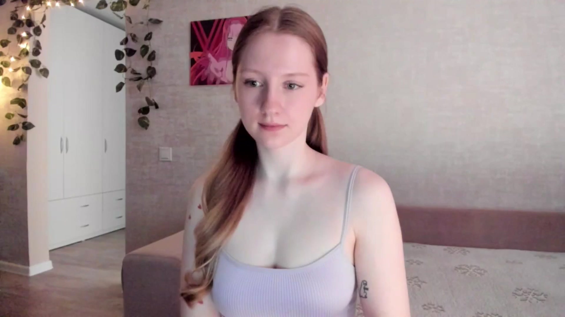 Gallery image thumbnail from girlyAlicey's myfreecams stream on, 03/31/2025, 03:55 image 7 of 20