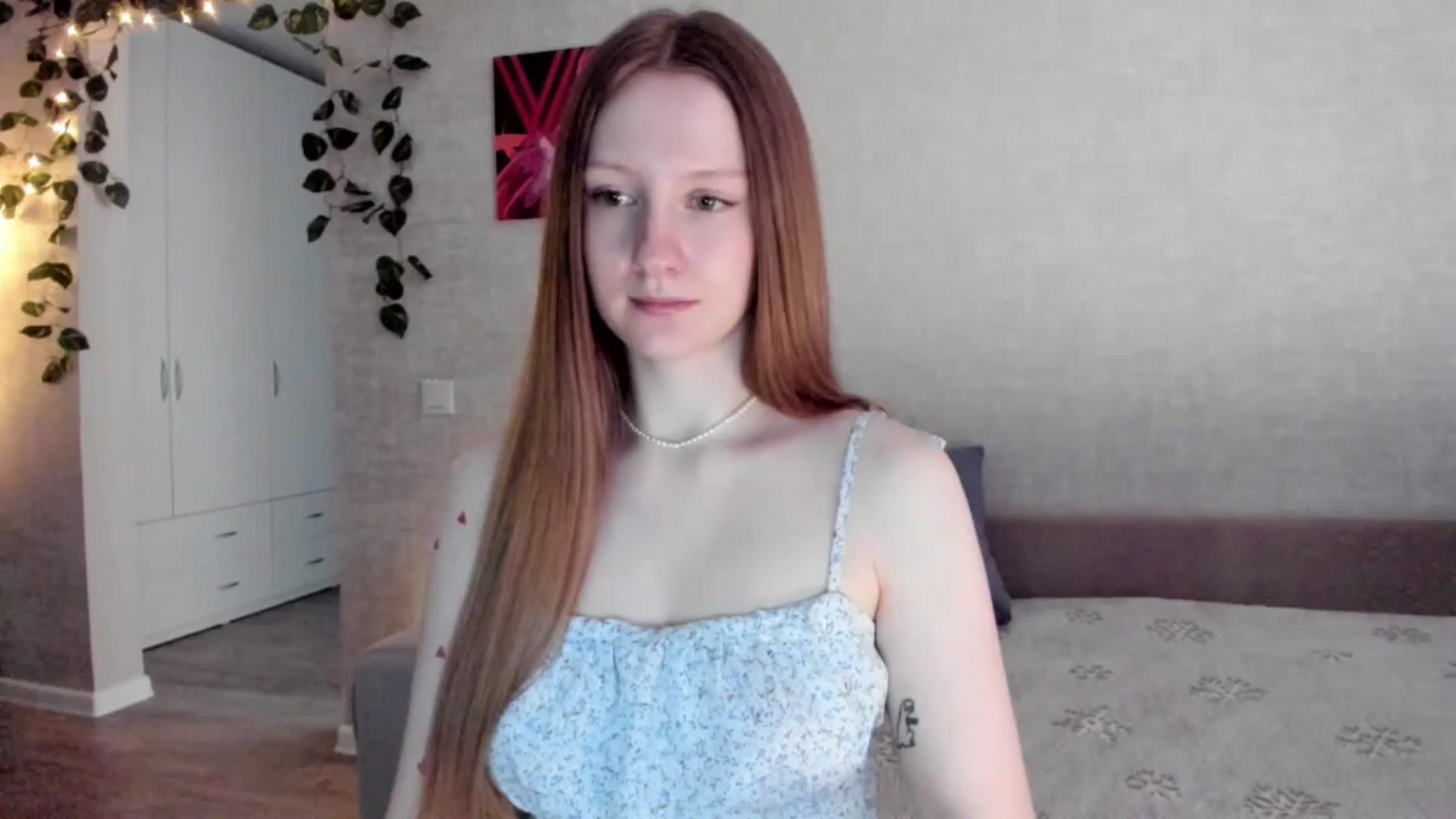 Gallery image thumbnail from girlyAlicey's myfreecams stream on, 04/02/2025, 04:52 image 20 of 20