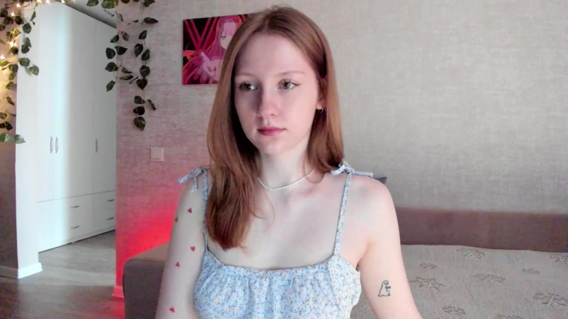 Gallery image thumbnail from girlyAlicey's myfreecams stream on, 04/14/2025, 04:18 image 2 of 20