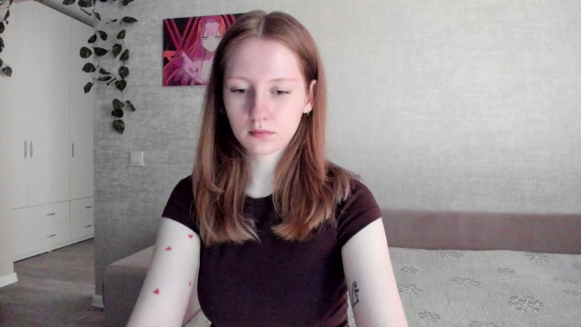 Gallery image thumbnail from girlyAlicey's myfreecams stream on, 04/15/2025, 03:17 image 16 of 20
