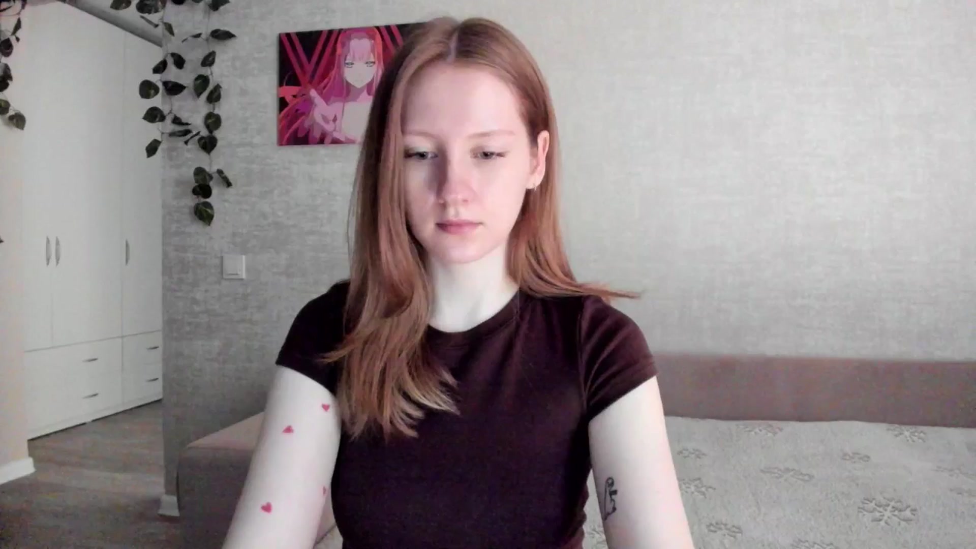 Gallery image thumbnail from girlyAlicey's myfreecams stream on, 04/15/2025, 03:17 image 4 of 20