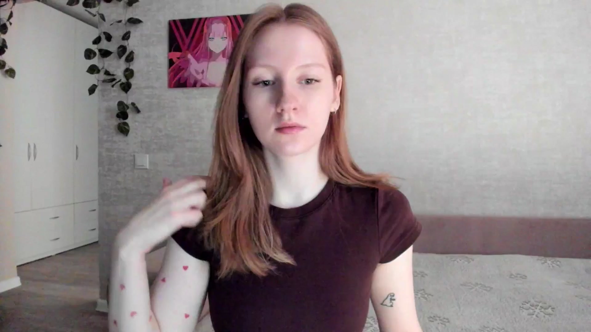 Gallery image thumbnail from girlyAlicey's myfreecams stream on, 04/15/2025, 03:17 image 7 of 20