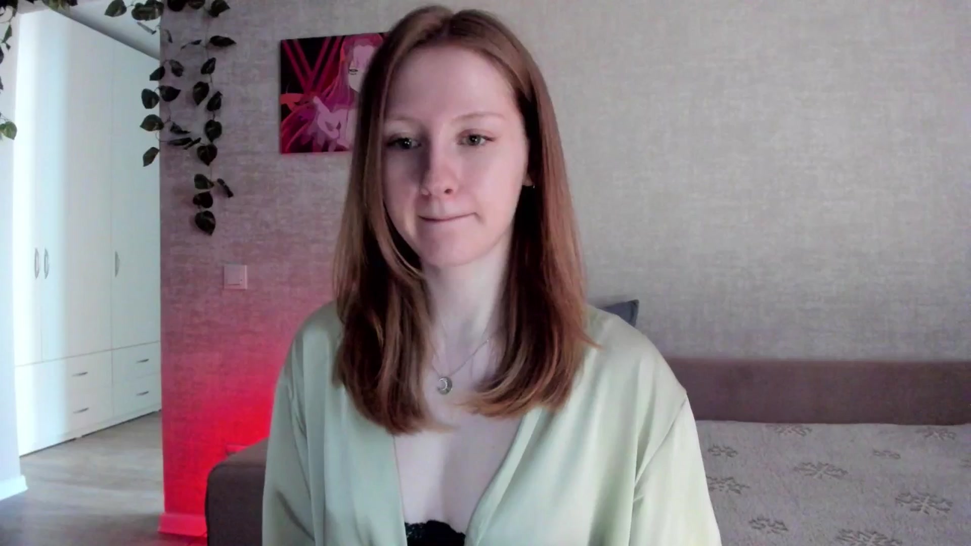 Gallery image thumbnail from girlyAlicey's myfreecams stream on, 04/16/2025, 04:21 image 8 of 20