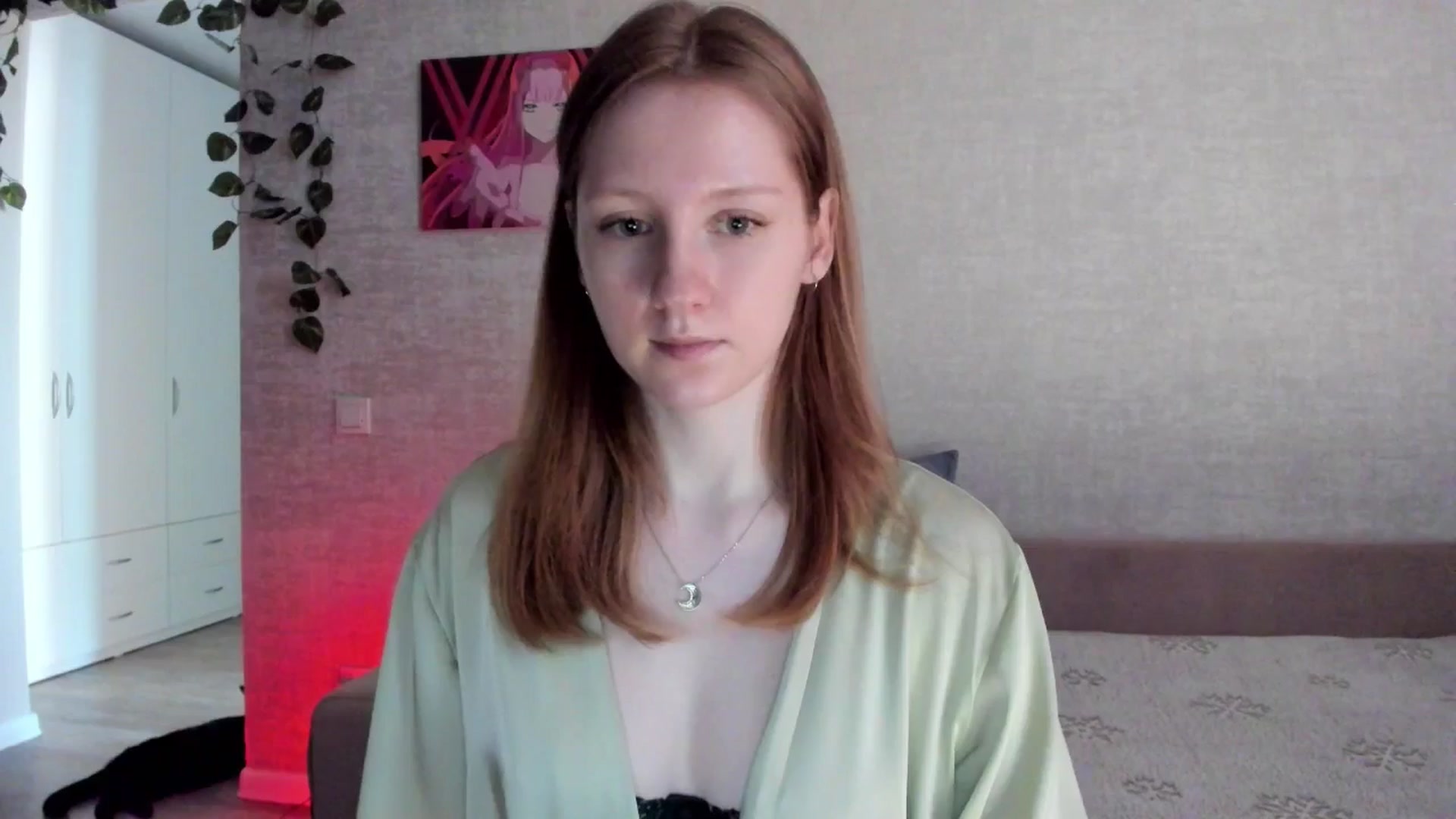 Gallery image thumbnail from girlyAlicey's myfreecams stream on, 04/16/2025, 04:21 image 12 of 20