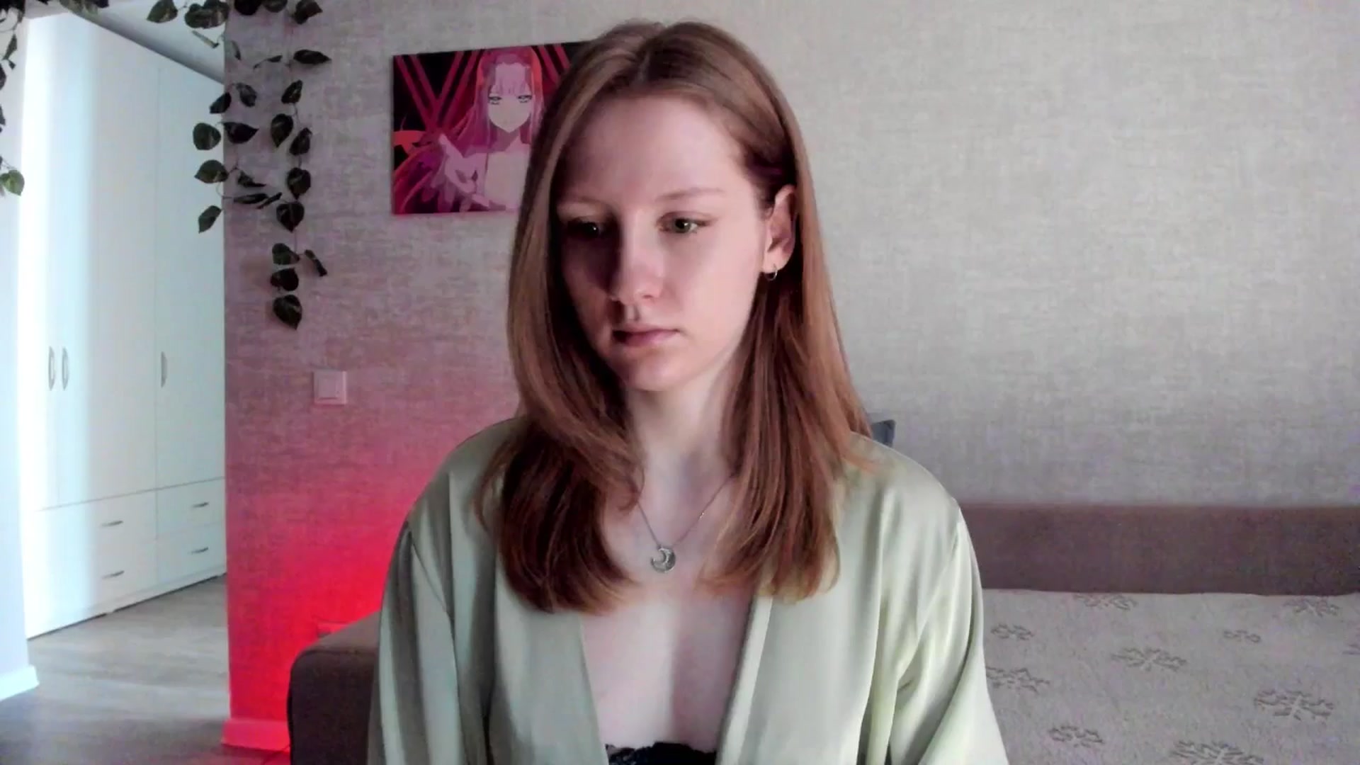 Gallery image thumbnail from girlyAlicey's myfreecams stream on, 04/16/2025, 04:21 image 14 of 20