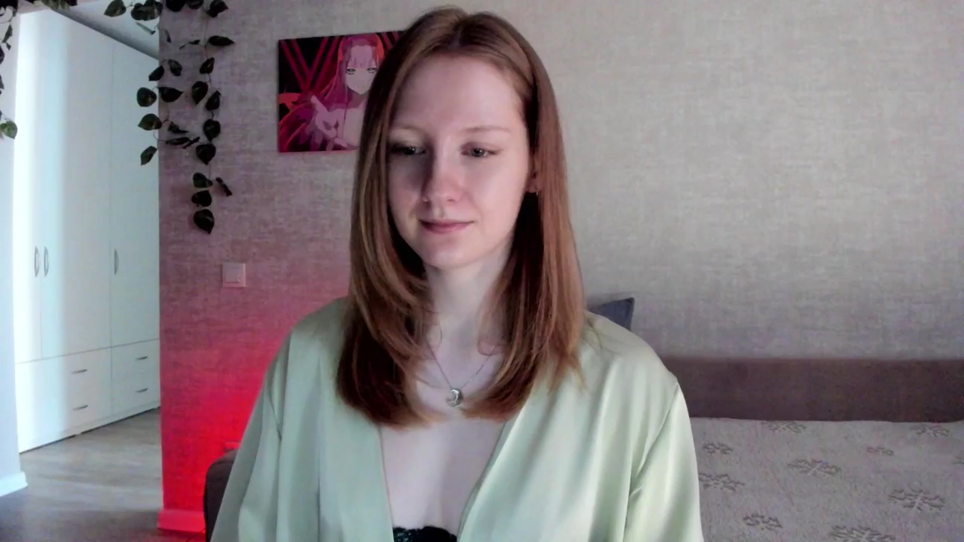 Gallery image thumbnail from girlyAlicey's myfreecams stream on, 04/16/2025, 04:21 image 17 of 20
