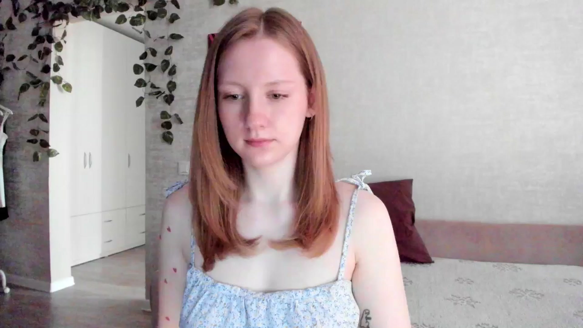 Gallery image thumbnail from girlyAlicey's myfreecams stream on, 04/27/2025, 04:23 image 3 of 20