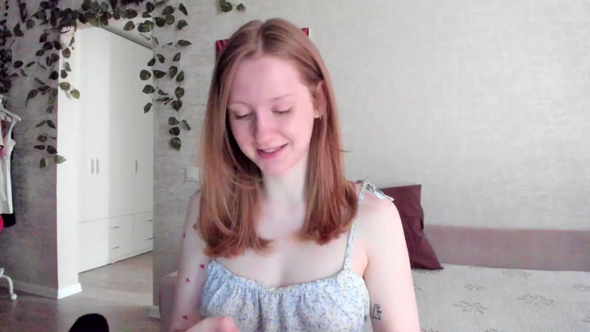 Gallery image thumbnail from girlyAlicey's myfreecams stream on, 04/27/2025, 04:23 image 12 of 20