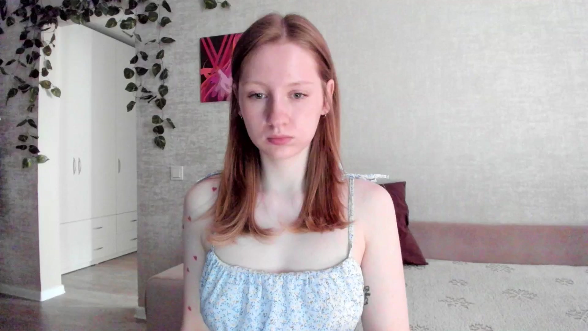 Gallery image thumbnail from girlyAlicey's myfreecams stream on, 04/27/2025, 04:23 image 14 of 20