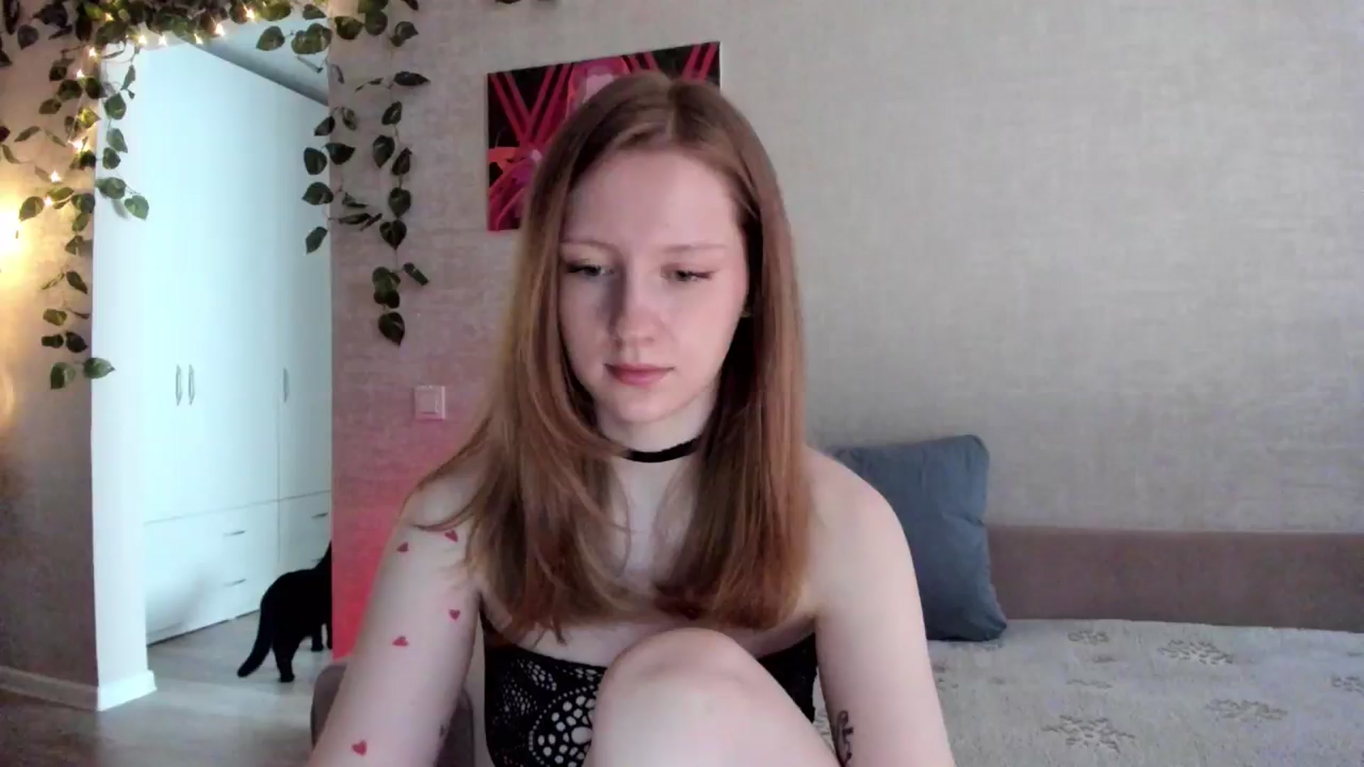 Gallery image thumbnail from girlyAlicey's myfreecams stream on, 04/30/2025, 03:39 image 8 of 20
