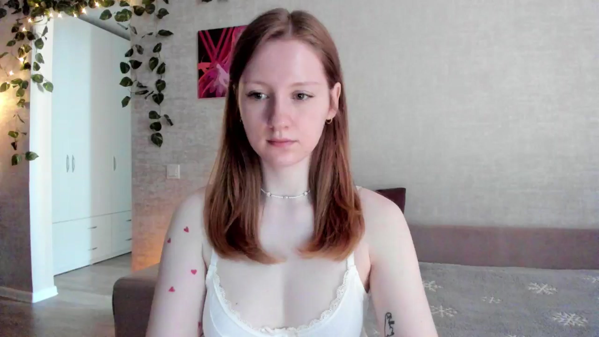 Gallery image thumbnail from girlyAlicey's myfreecams stream on, 05/12/2025, 04:12 image 9 of 20