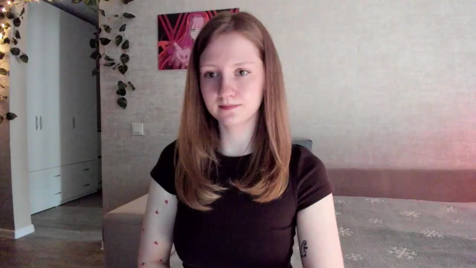 Gallery image thumbnail from girlyAlicey's myfreecams stream on, 05/13/2025, 04:41 image 17 of 20