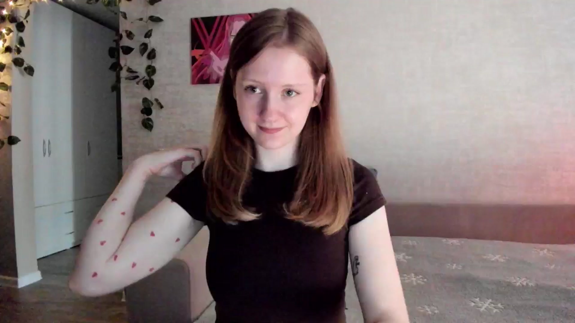 Gallery image thumbnail from girlyAlicey's myfreecams stream on, 05/13/2025, 04:41 image 14 of 20