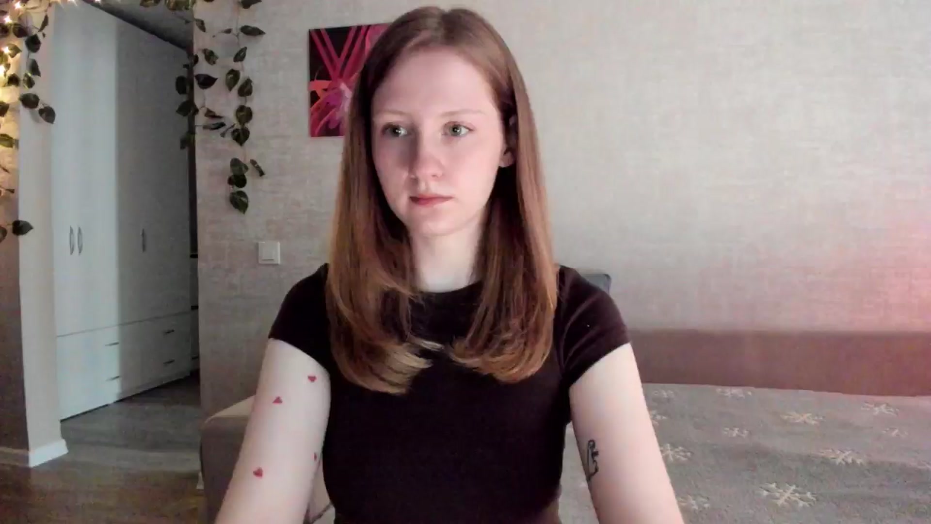 Gallery image thumbnail from girlyAlicey's myfreecams stream on, 05/13/2025, 04:41 image 15 of 20