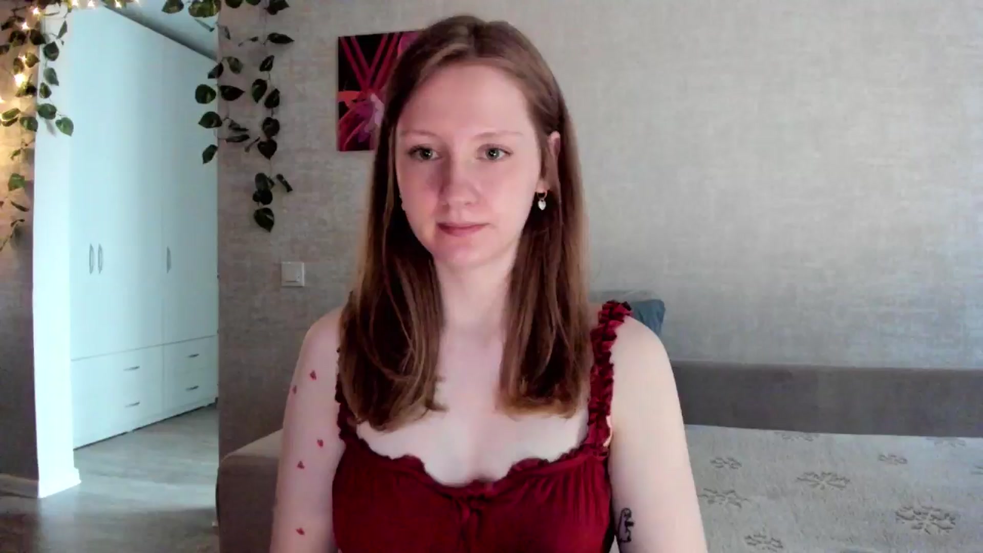 Gallery image thumbnail from girlyAlicey's myfreecams stream on, 05/16/2025, 04:39 image 15 of 20