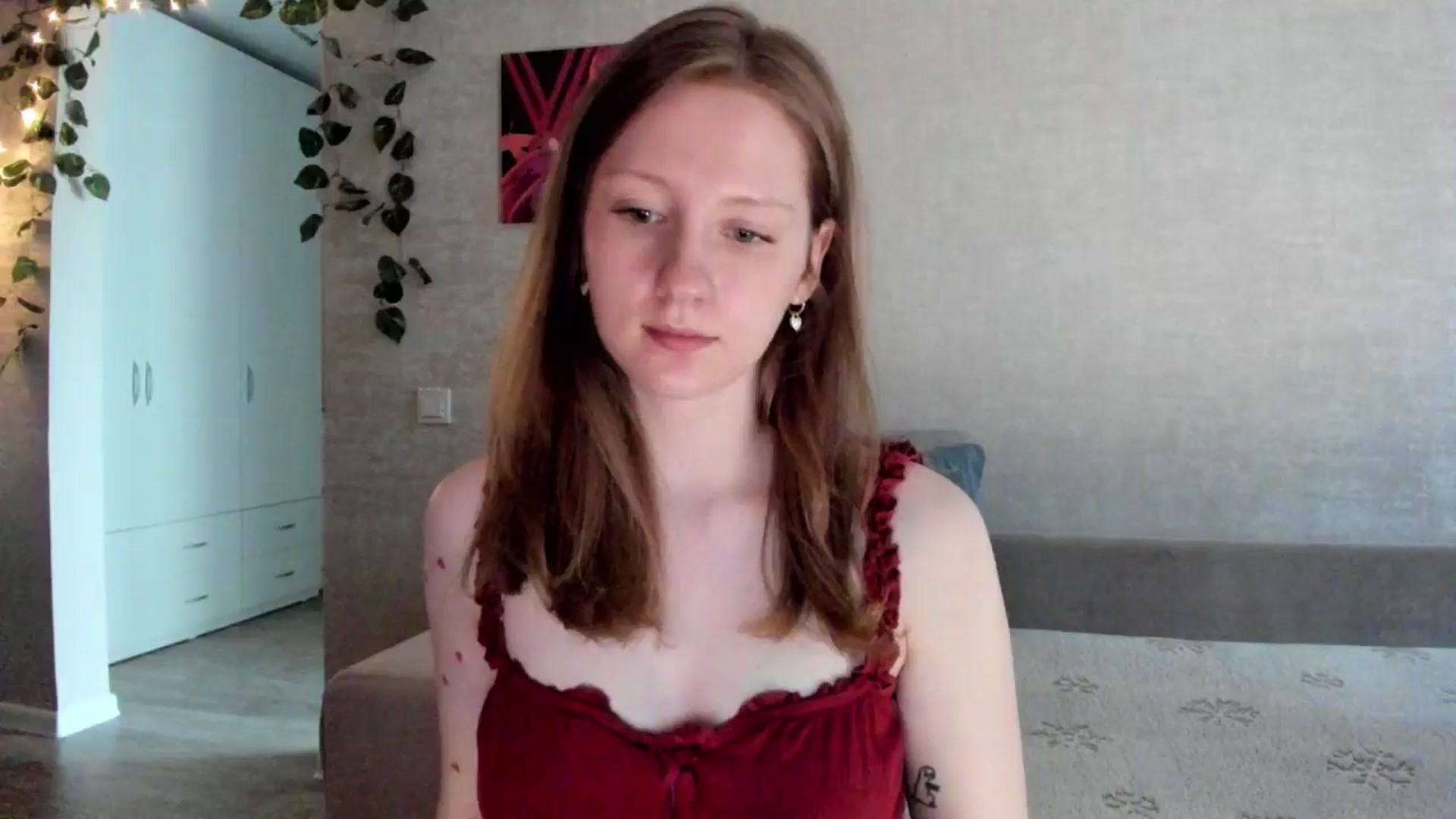 Gallery image thumbnail from girlyAlicey's myfreecams stream on, 05/16/2025, 04:39 image 20 of 20