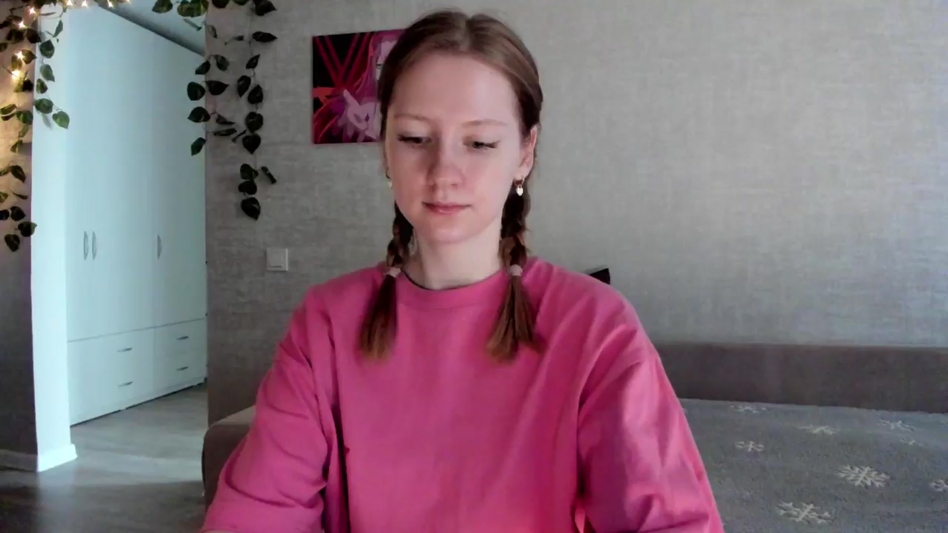 Gallery image thumbnail from girlyAlicey's myfreecams stream on, 05/24/2025, 03:49 image 2 of 20