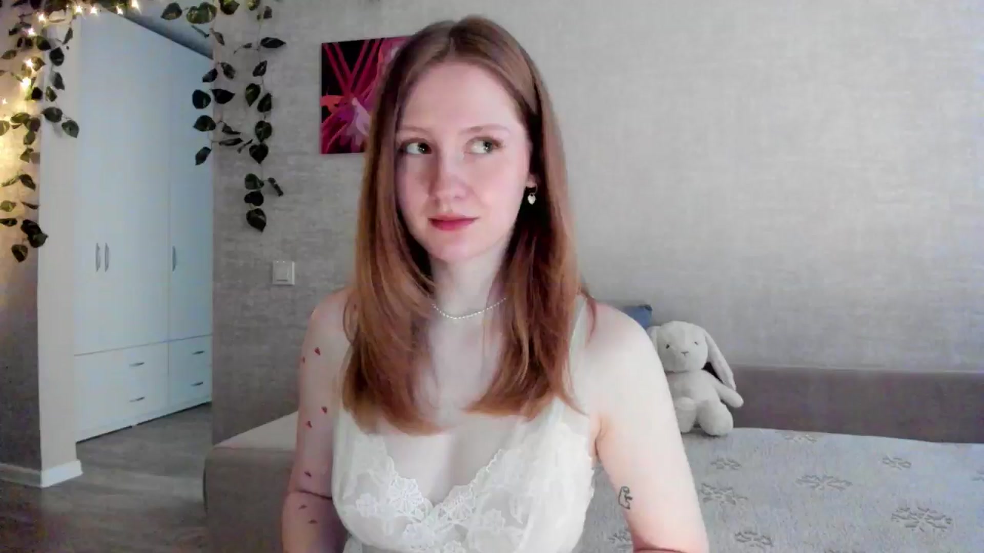 Gallery image thumbnail from girlyAlicey's myfreecams stream on, 06/01/2025, 04:14 image 11 of 20