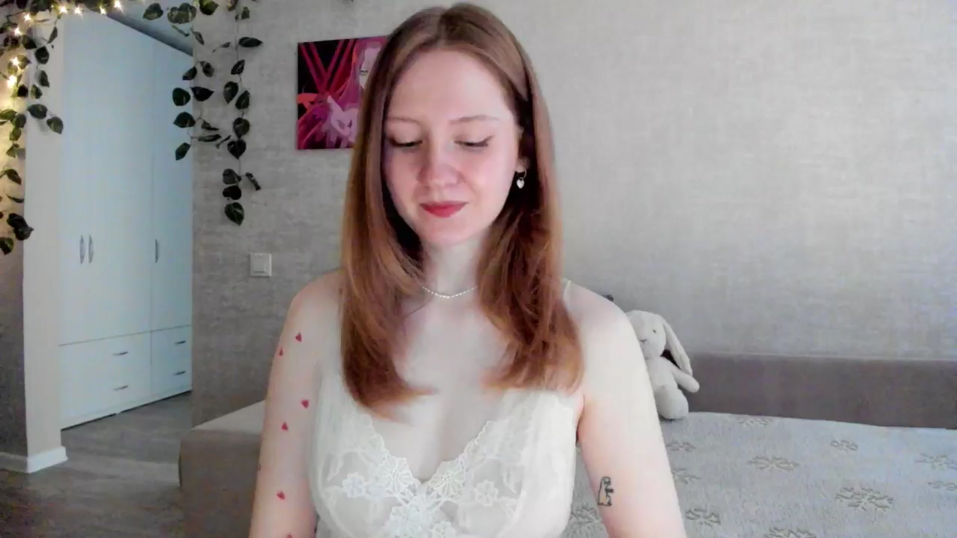 Gallery image thumbnail from girlyAlicey's myfreecams stream on, 06/01/2025, 04:14 image 5 of 20