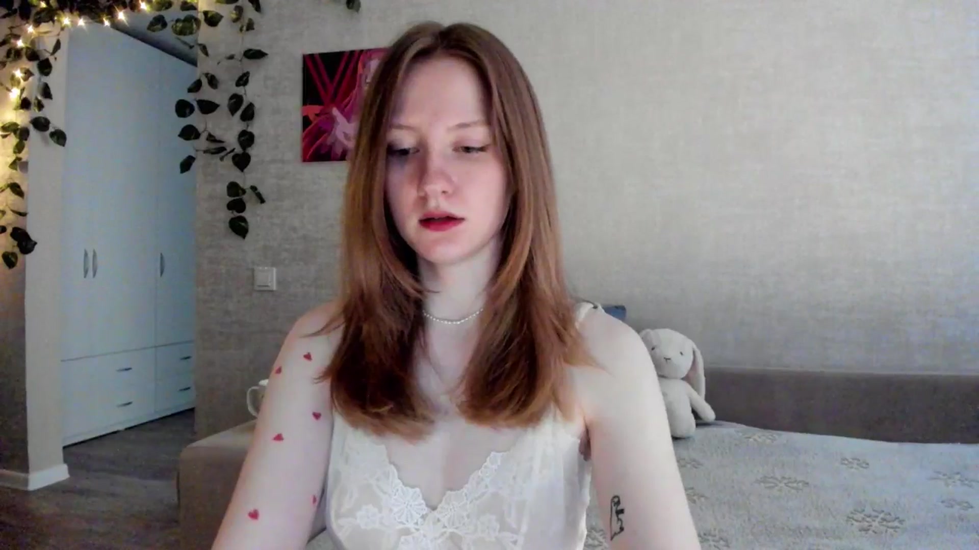 Gallery image thumbnail from girlyAlicey's myfreecams stream on, 06/01/2025, 06:06 image 13 of 20