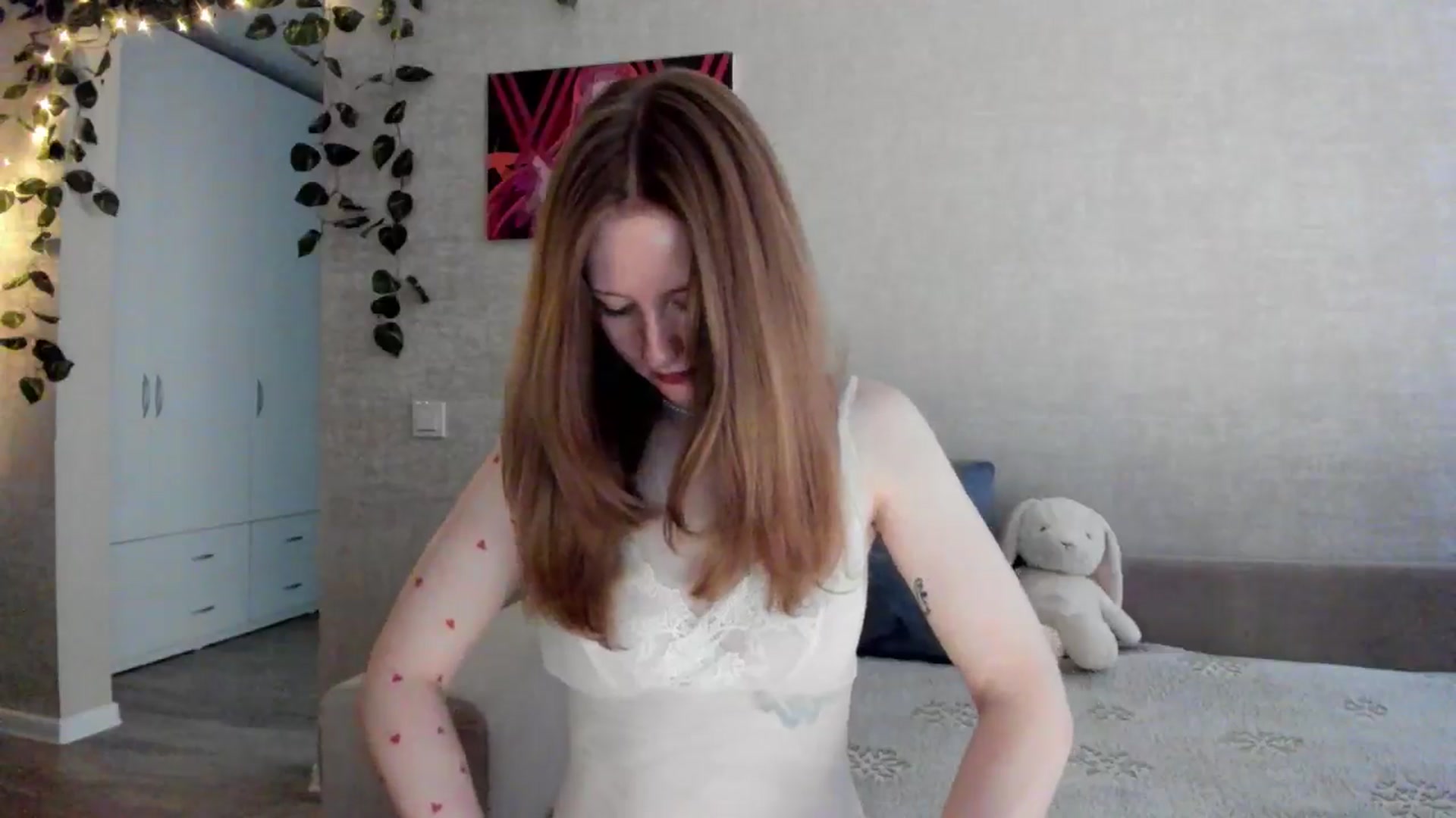 Gallery image thumbnail from girlyAlicey's myfreecams stream on, 06/01/2025, 06:06 image 16 of 20