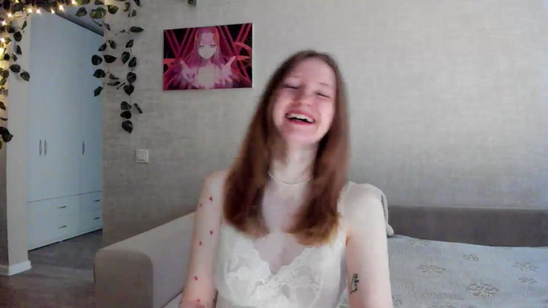 Gallery image thumbnail from girlyAlicey's myfreecams stream on, 06/01/2025, 06:06 image 4 of 20