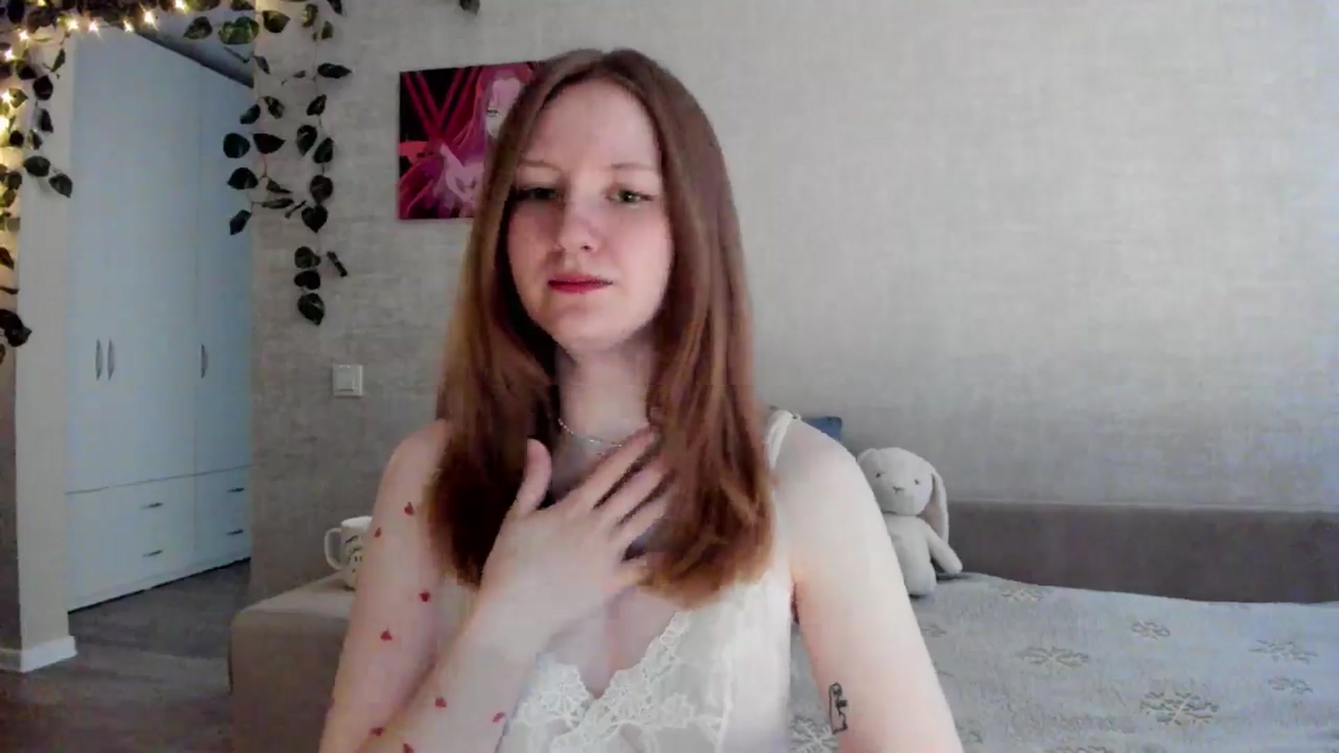 Gallery image thumbnail from girlyAlicey's myfreecams stream on, 06/01/2025, 06:06 image 9 of 20