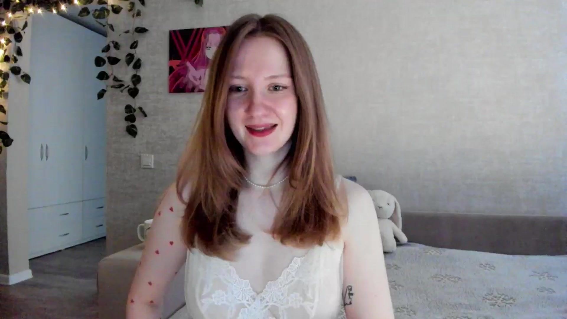 Gallery image thumbnail from girlyAlicey's myfreecams stream on, 06/01/2025, 06:06 image 6 of 20