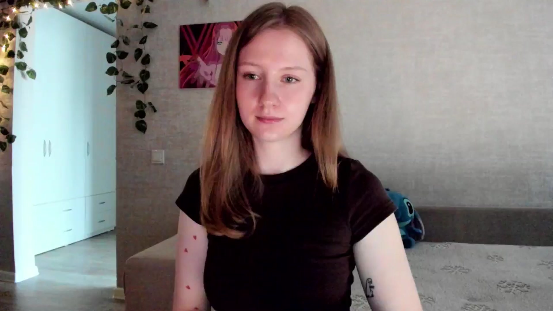 Gallery image thumbnail from girlyAlicey's myfreecams stream on, 06/08/2025, 04:23 image 1 of 20