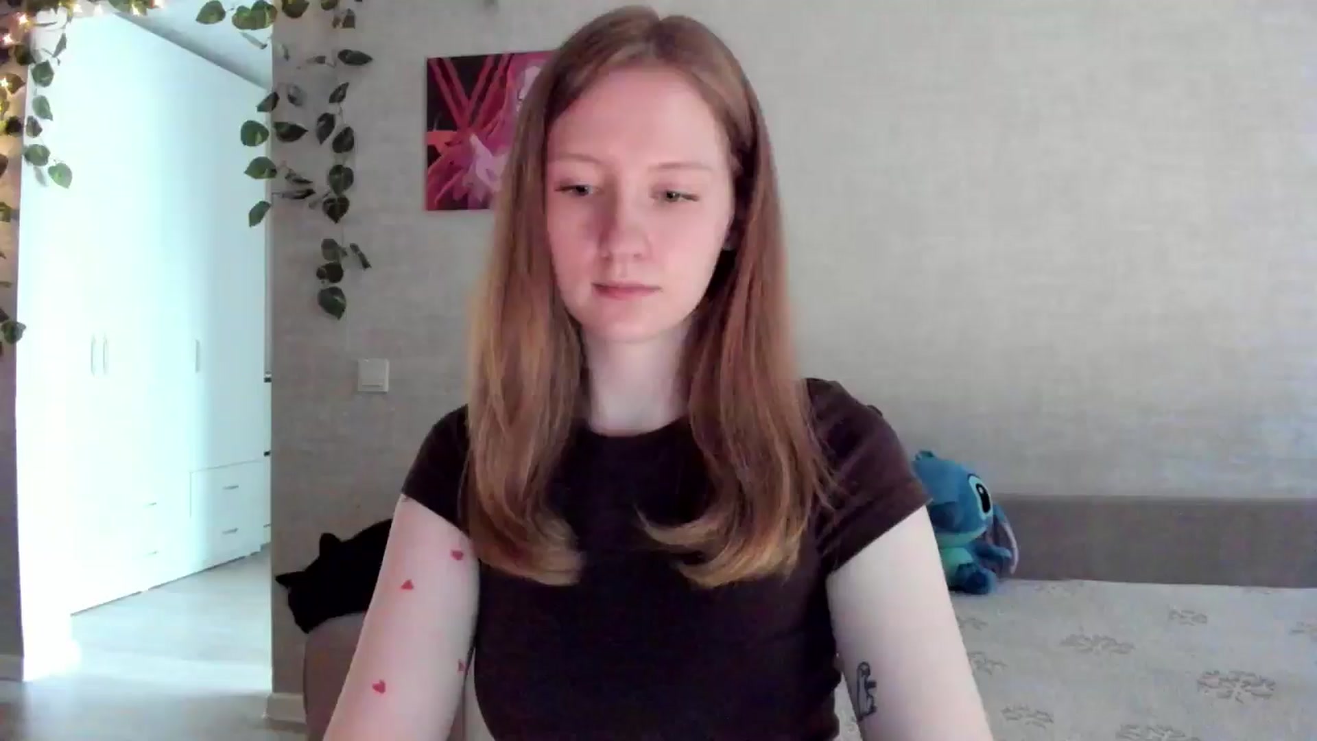 Gallery image thumbnail from girlyAlicey's myfreecams stream on, 06/08/2025, 04:23 image 15 of 20