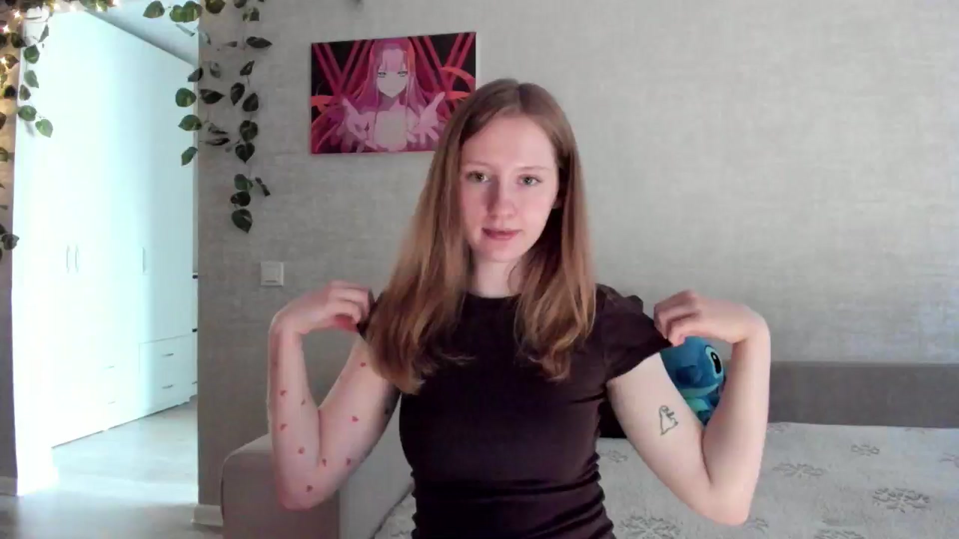 Gallery image thumbnail from girlyAlicey's myfreecams stream on, 06/08/2025, 04:23 image 7 of 20
