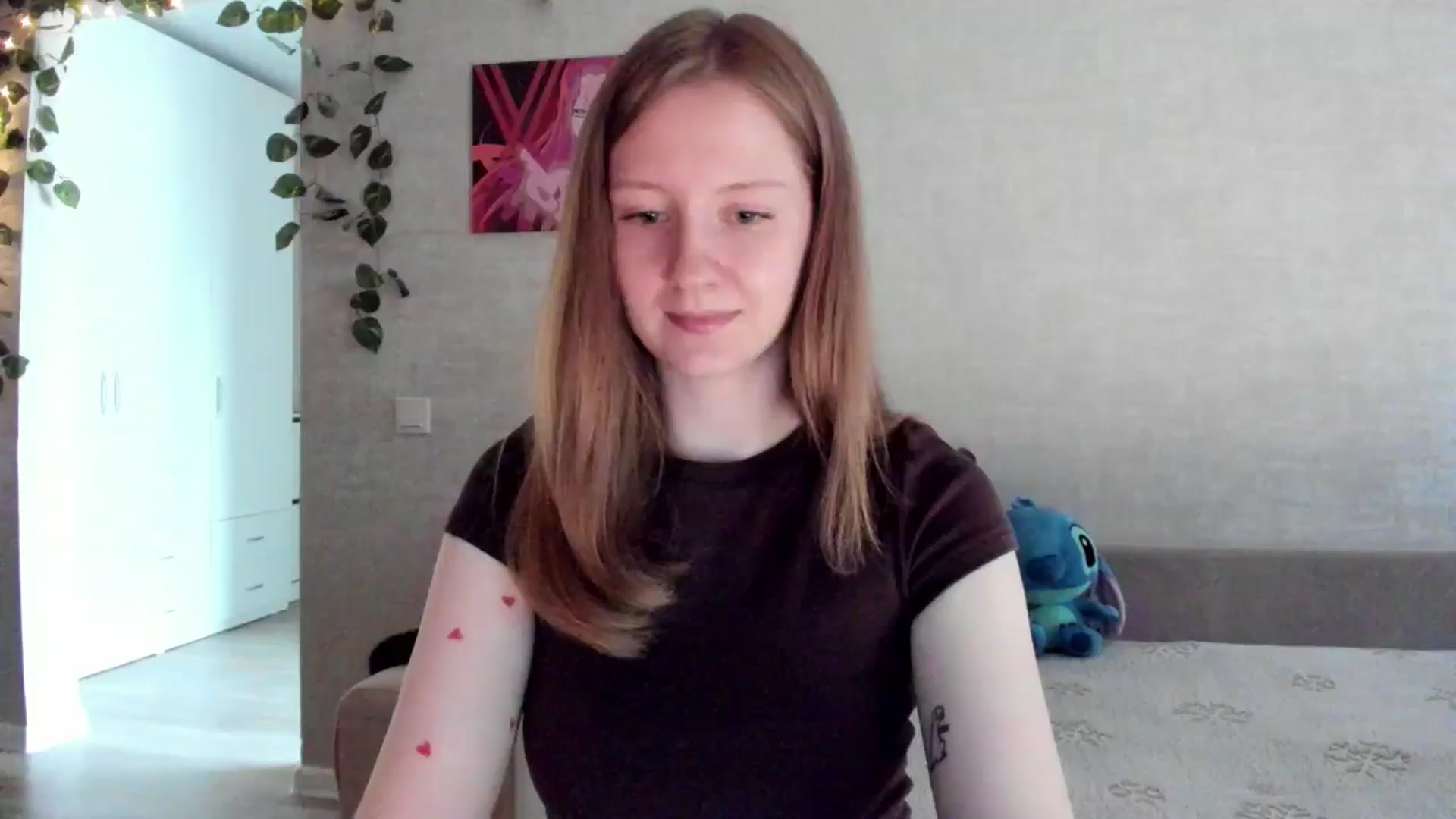Gallery image thumbnail from girlyAlicey's myfreecams stream on, 06/08/2025, 04:23 image 12 of 20