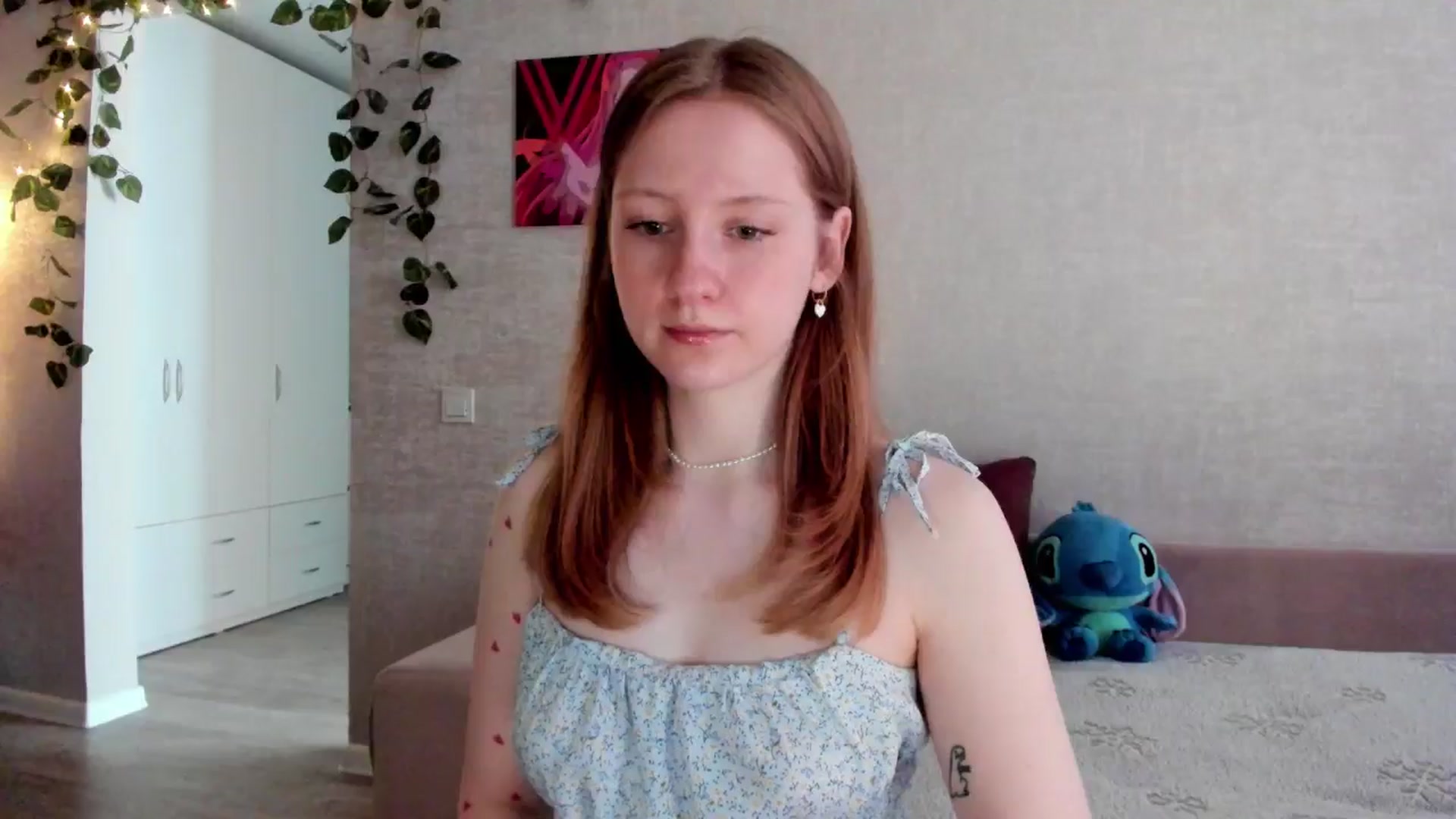 Gallery image thumbnail from girlyAlicey's myfreecams stream on, 06/09/2025, 04:00 image 6 of 20