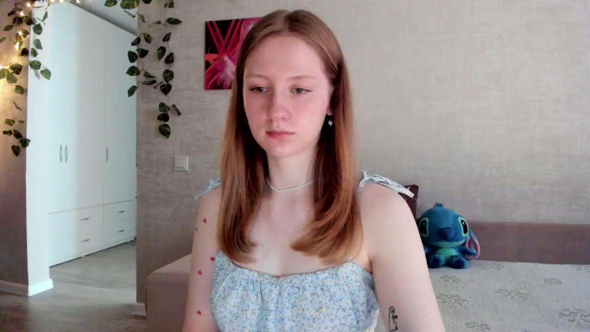 Gallery image thumbnail from girlyAlicey's myfreecams stream on, 06/09/2025, 04:00 image 19 of 20