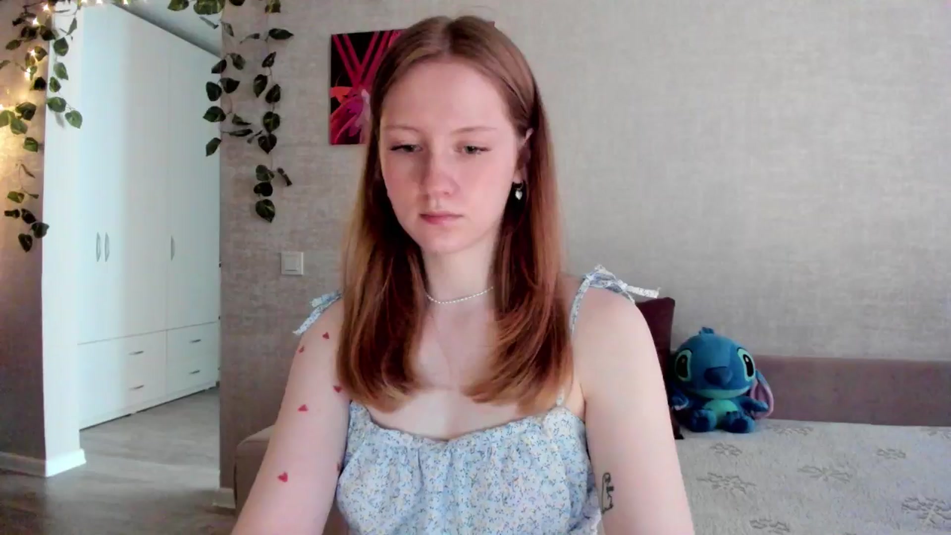 Gallery image thumbnail from girlyAlicey's myfreecams stream on, 06/09/2025, 04:00 image 16 of 20