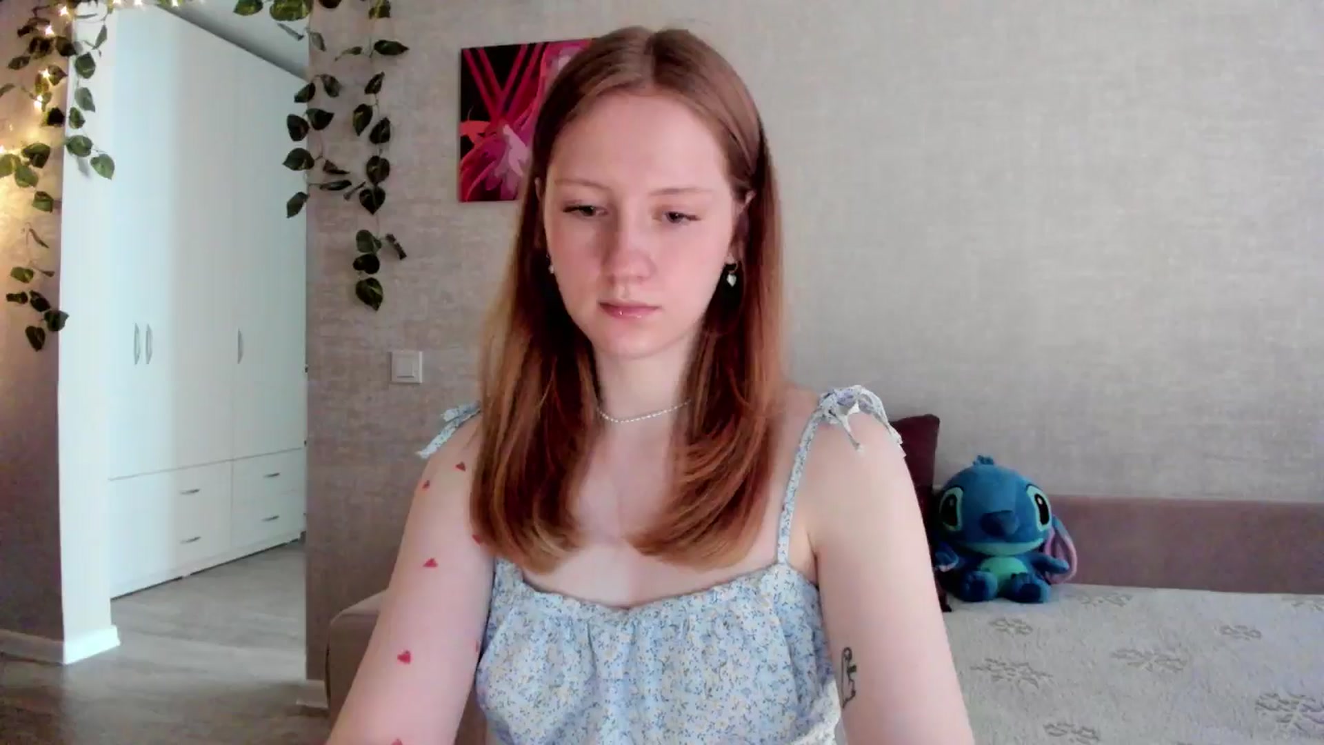 Gallery image thumbnail from girlyAlicey's myfreecams stream on, 06/09/2025, 04:00 image 15 of 20