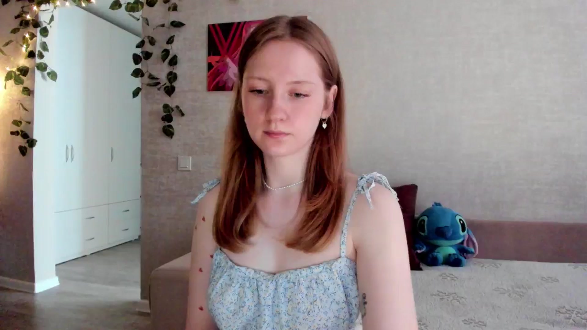 Gallery image thumbnail from girlyAlicey's myfreecams stream on, 06/09/2025, 04:00 image 12 of 20